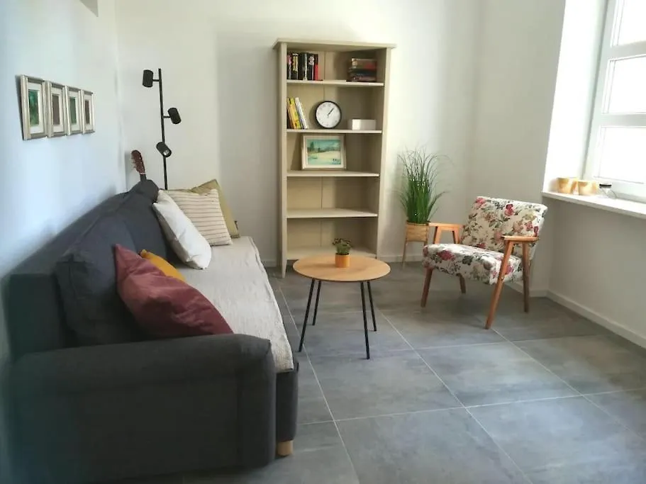 Lovely Apartment In The City Center Pula
